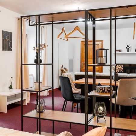 קושיצה K1 Piatok Sobota Disco Cez Tyzden Tichy Apartman מראה חיצוני תמונה